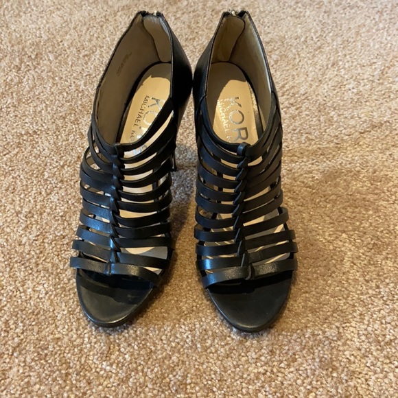 Shoes - Picture 1 of 3